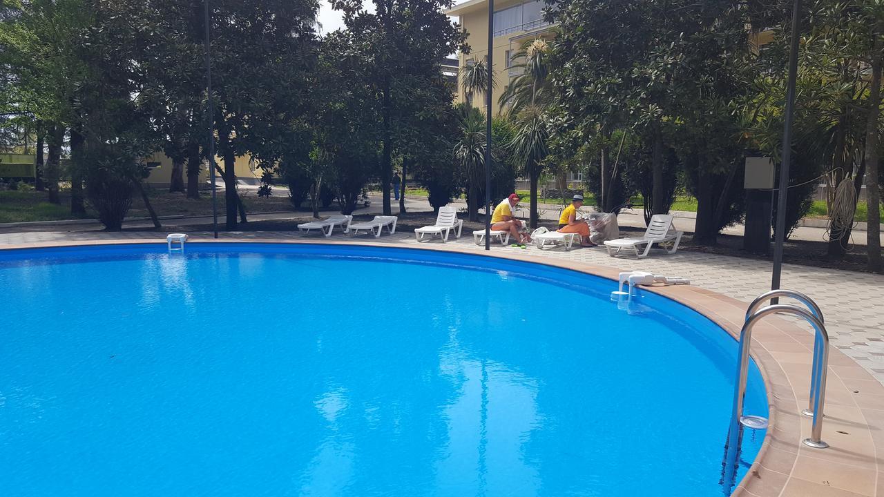 Wellness Park Hotel Gagra All-Inclusive Exterior photo