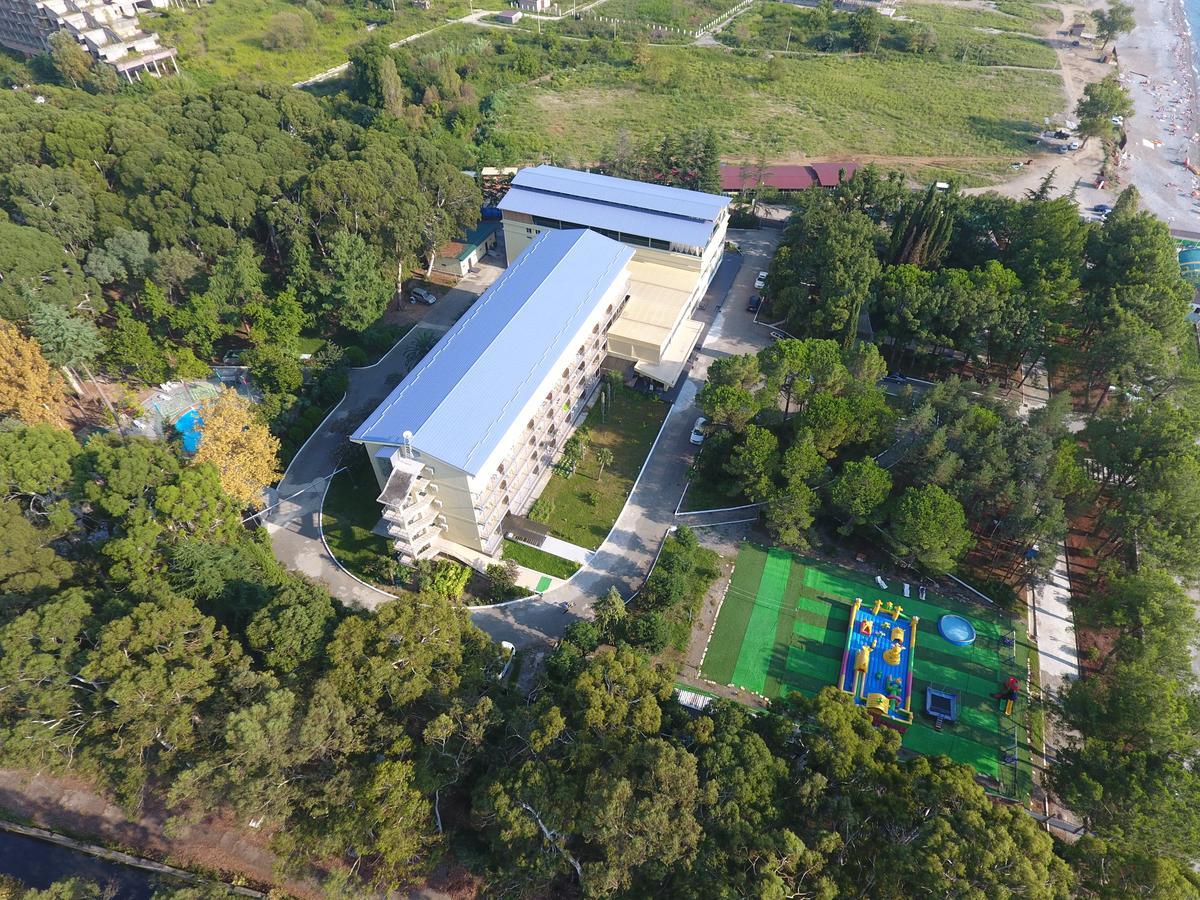 Wellness Park Hotel Gagra All-Inclusive Exterior photo