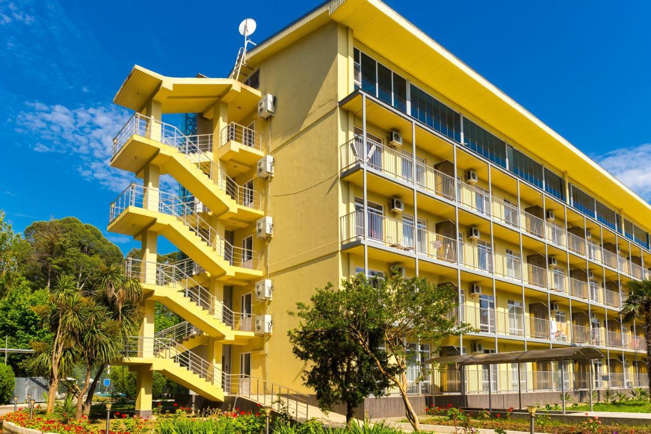 Wellness Park Hotel Gagra All-Inclusive Exterior photo