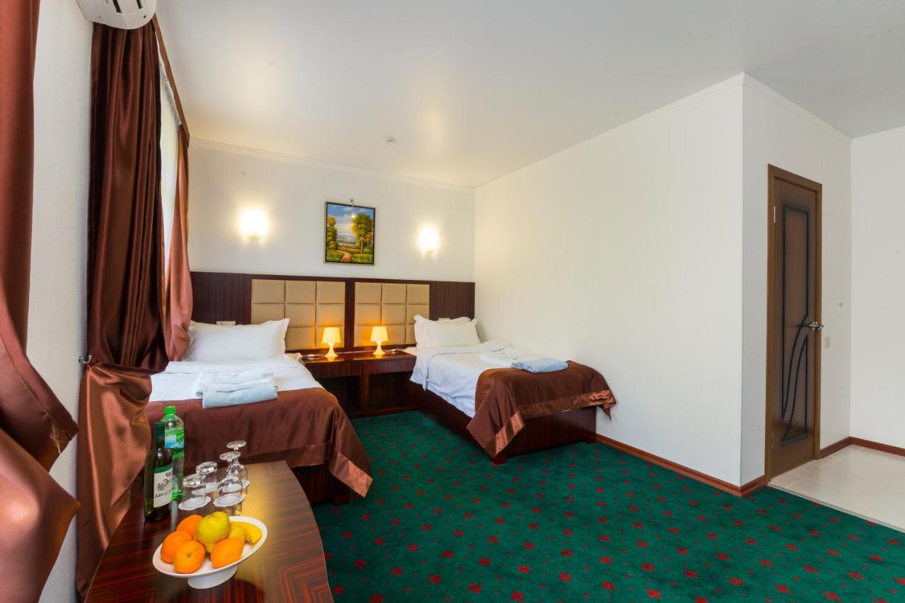 Wellness Park Hotel Gagra All-Inclusive Exterior photo