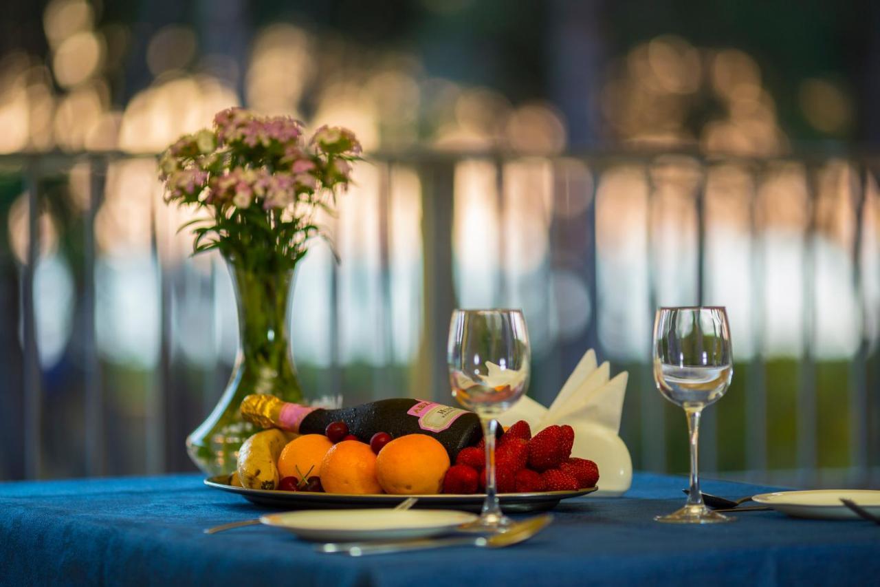 Wellness Park Hotel Gagra All-Inclusive Exterior photo